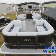 Premier Pontoons Navigator 220