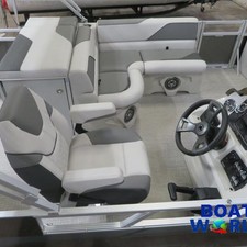 Tahoe Sport 2385 Rear Fish Pontoon & Honda 4-Stroke EFI