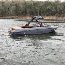 Malibu Wakesetter 25 LSV