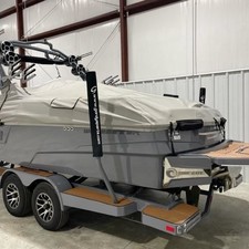 Malibu Wakesetter 25 LSV