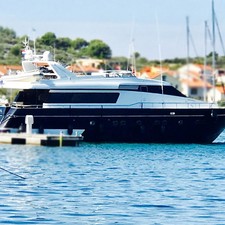 Sanlorenzo SL82