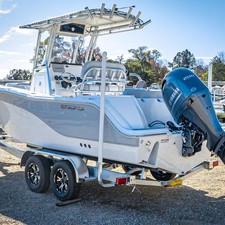 Sea Fox 228 Commander
