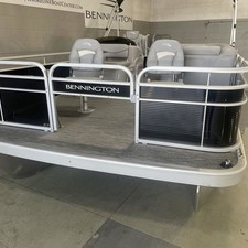 Bennington 20SVF