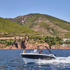 Quicksilver Activ 675 Bowrider