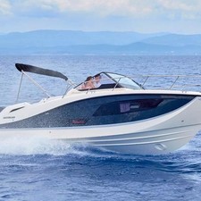 Quicksilver Activ 875 Sundeck