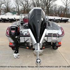 Everglades 230 cc w/ 250 verado