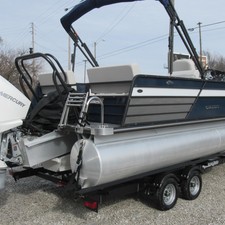 Crest Classic Platinum 220 SLRC