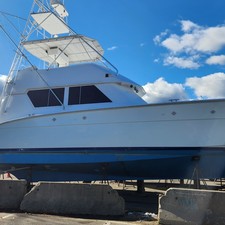 Hatteras 77 Convertible