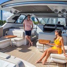 Cruisers Yachts 50 Cantius