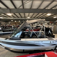 Lund Boats 1875 Pro-V Sport