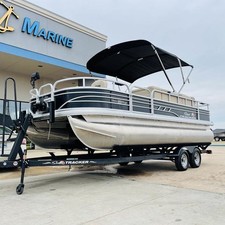 Sun Tracker Fishin Barge 20 DLX
