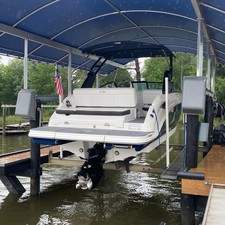 Sea Ray 250 SDX