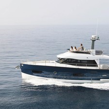 Azimut Magellano 43
