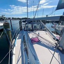 Catalina 375