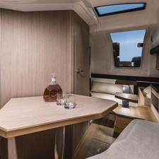 Cranchi Endurance 30