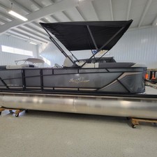 Sunchaser Boats Geneva Cruise 22 LR DH