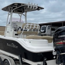 Nauticstar 2302 legacy