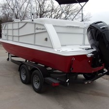 Hurricane fundeck 232