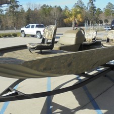 Tracker Grizzly 1754 SC