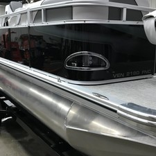 Sunchaser Boats Oasis 20 Fish-n-Cruise