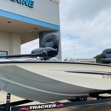 Tracker Pro Team 175 TF