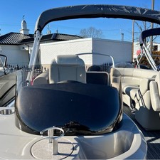 Premier Pontoons Sunspree RF