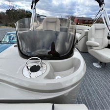 Premier Pontoons Sunspree RF
