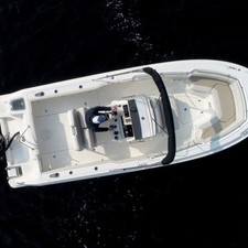 Boston Whaler 230 Outrage