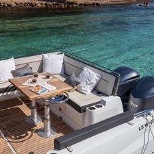 Jeanneau Cap Camarat 10.5 WA