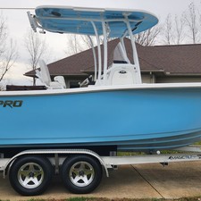 Angler Pro Boats 2900 center console