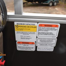 Sun Tracker Party Barge 20 DLX