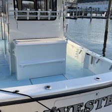 Broward 80 pilot house