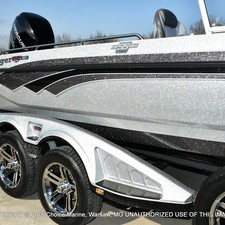 Everglades 230 cc w/ 250 verado