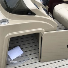 Sylvan 8520 Cruise - In Stock