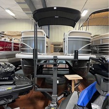 Sun Tracker Party Barge 20 DLX