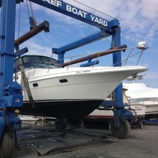 Cruisers yachts 3375 express