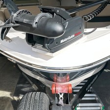 Chaparral 19 H2O Ski & Fish