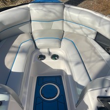 Moomba mondo