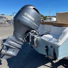 Sea Ray hunt ultra 211