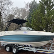 Bayliner VR5 BOWRIDER