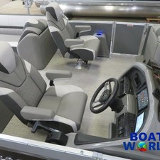 Tahoe Cascade 2585 Quad Lounger Tritoon Pontoon & Honda