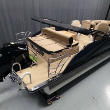 Premier Pontoons Grand Isle 250