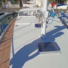 Amel Super Maramu 2000