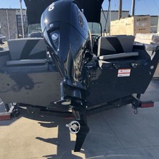 Lund Boats 1875 Crossover XS