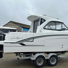 Beneteau Antarès 7