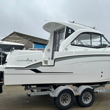 Beneteau Antarès 7
