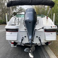 Hurricane 2200 sundeck