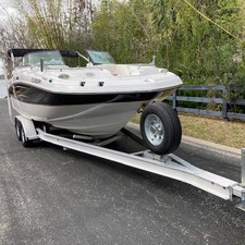 Hurricane 2200 sundeck