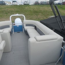 Starcraft Marine EX 22 R