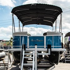 Sunchaser Boats Geneva Cruise 22 LR DH